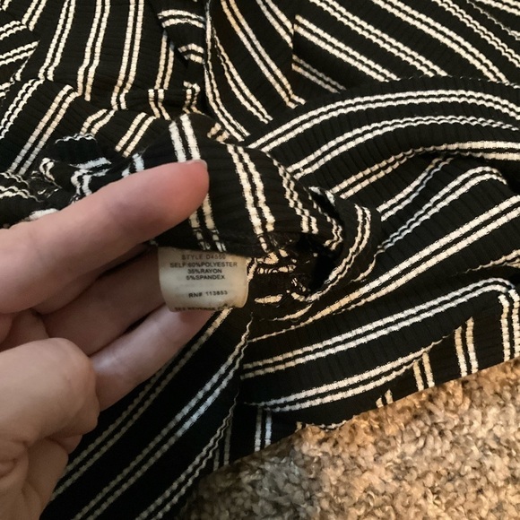 Sugar + Lips Cold Shoulder Striped Midi Dress Size M Drop Shoulder - Picture 10 of 11